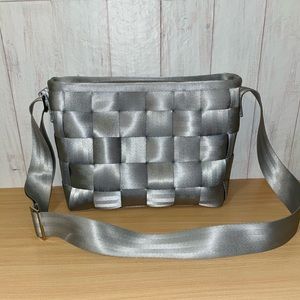 Harveys Seatbelt Bags Silver Messenger Crossbody Bag